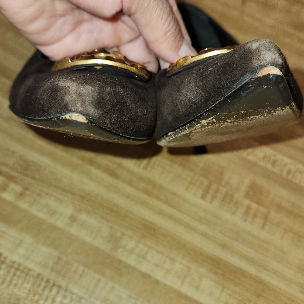 Stuart Weitzman Suede Pumps Pointed Toe, size 10 - Picture 6 of 11
